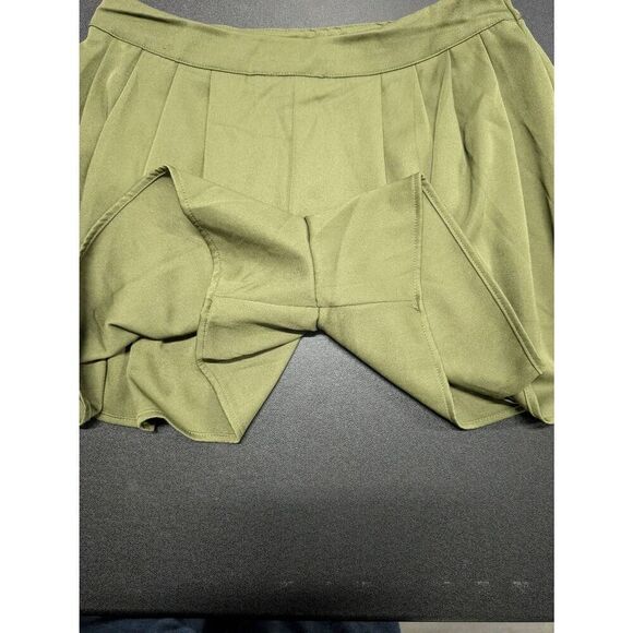 NWT HYFVE Pleated Pull Skort Army Green Mini Skirt Women's - Picture 4 of 5